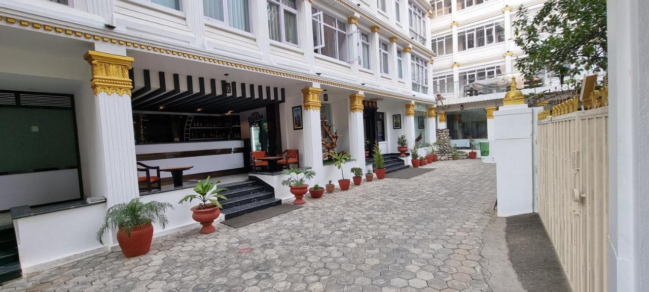 Durbar Hotel&Residence Katmandú Exterior foto
