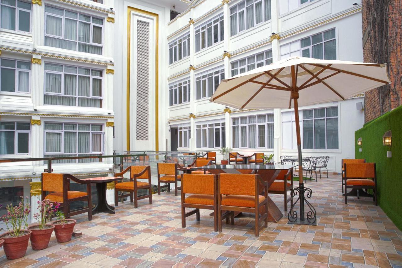 Durbar Hotel&Residence Katmandú Exterior foto