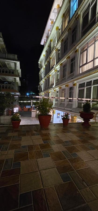 Durbar Hotel&Residence Katmandú Exterior foto
