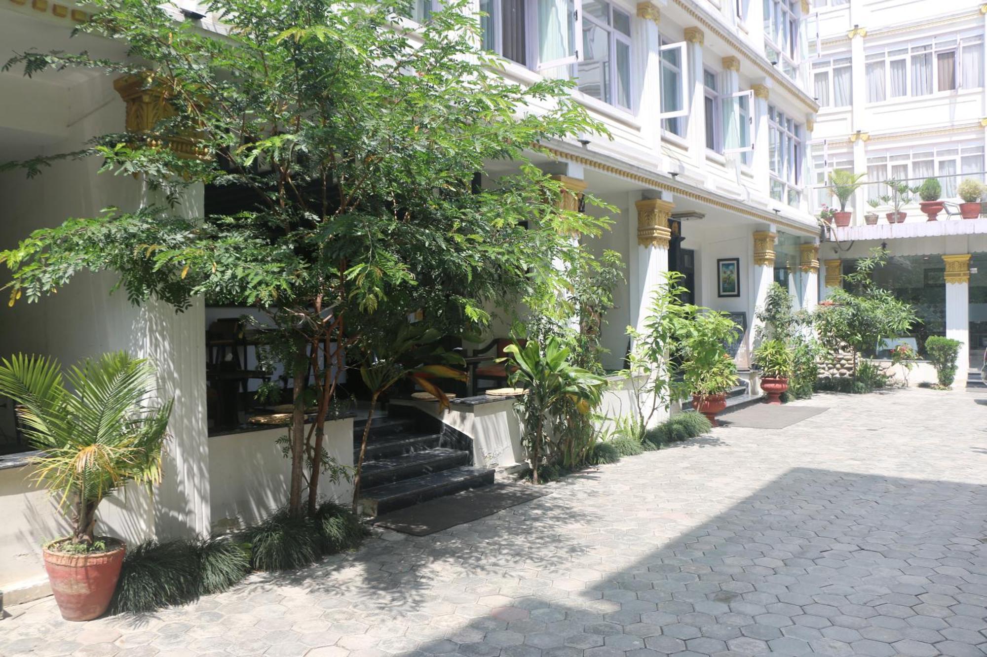 Durbar Hotel&Residence Katmandú Exterior foto